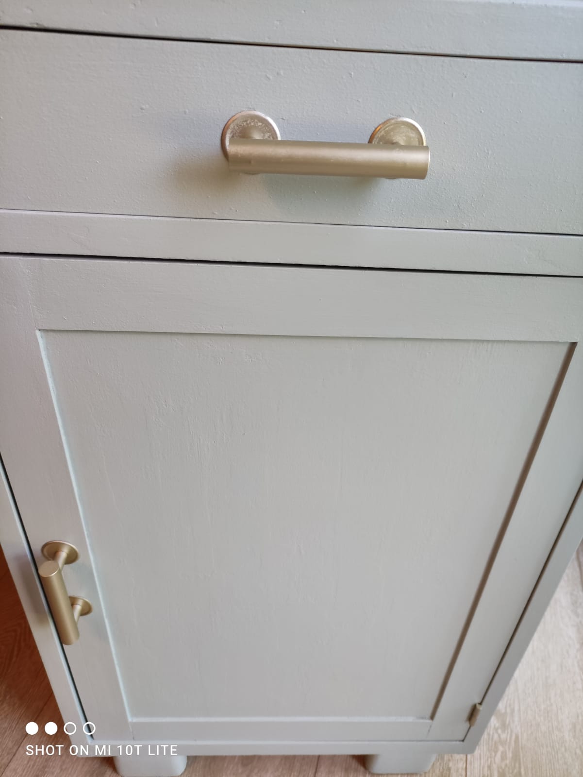 Vintage art deco confectioner