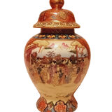 Chinese porcelain vase with lid