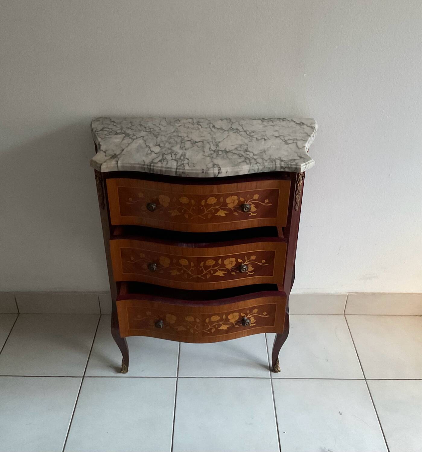 Marble inlaid commode