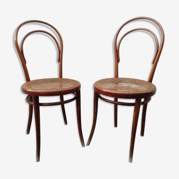 Paire de chaises Thonet n.  14 de 1861-1865, marqué d'une étiquette 1A et d'un imprimé soleil