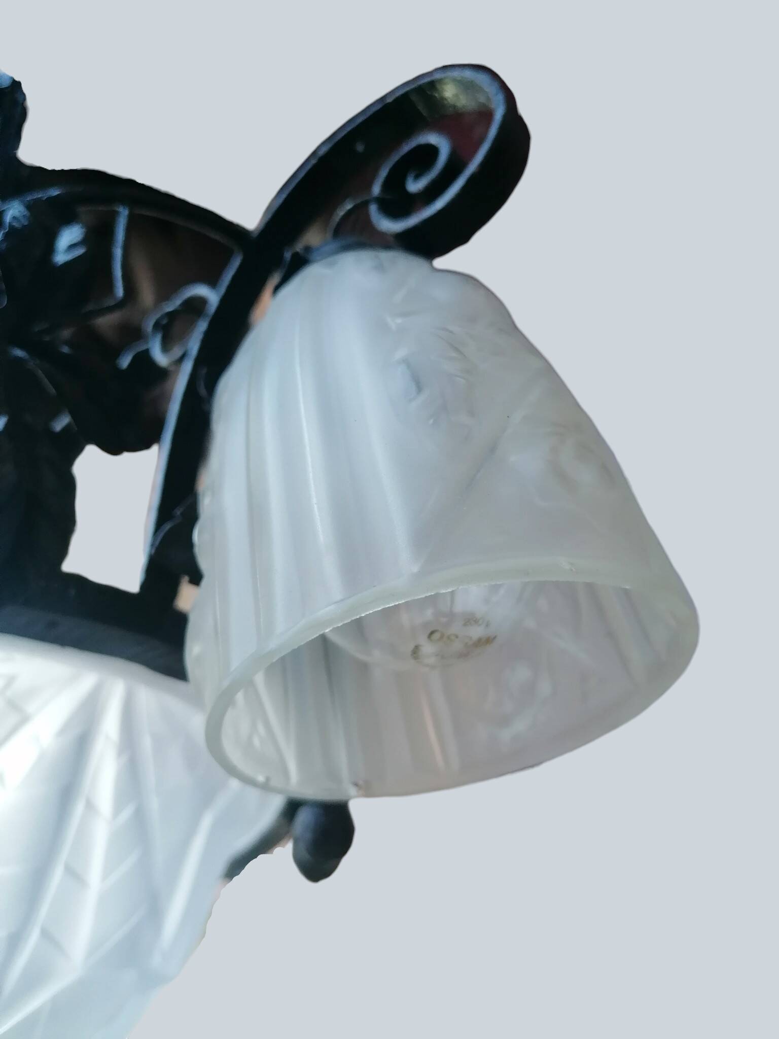 Wrought iron and art deco glass chandelier - Degué Workshops