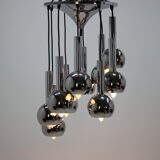Lustre cascade des années 1970