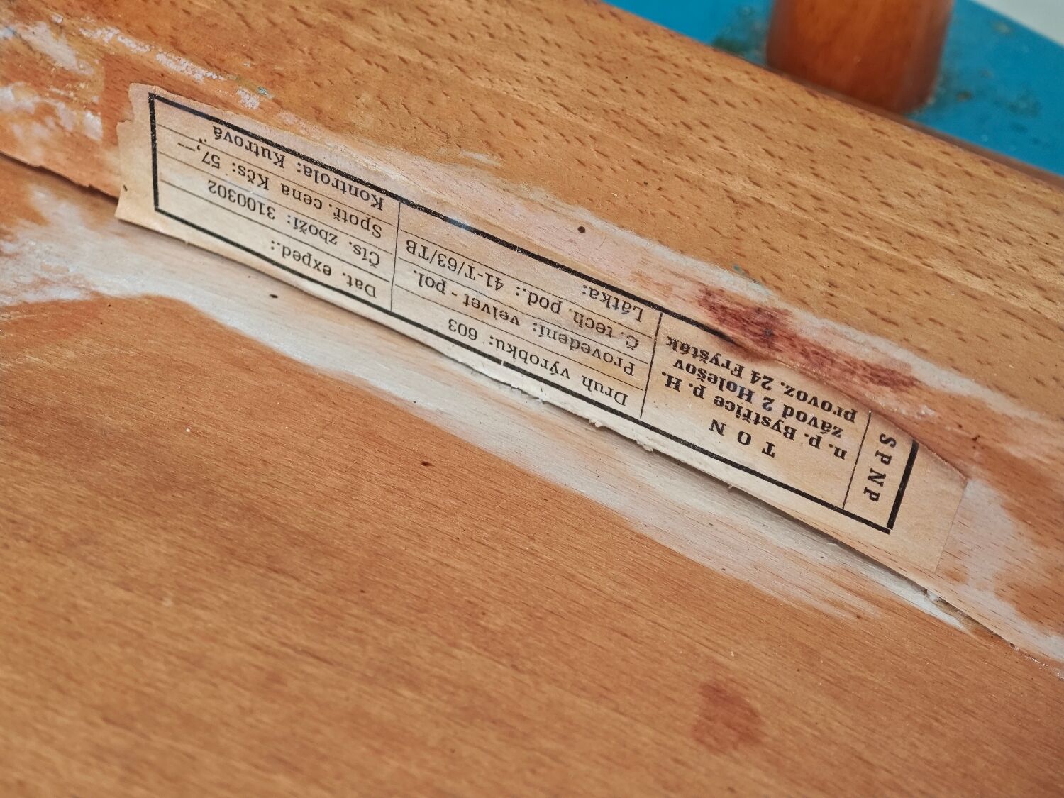 Set of 4 wooden chairs TON Bystrice Thonet blue