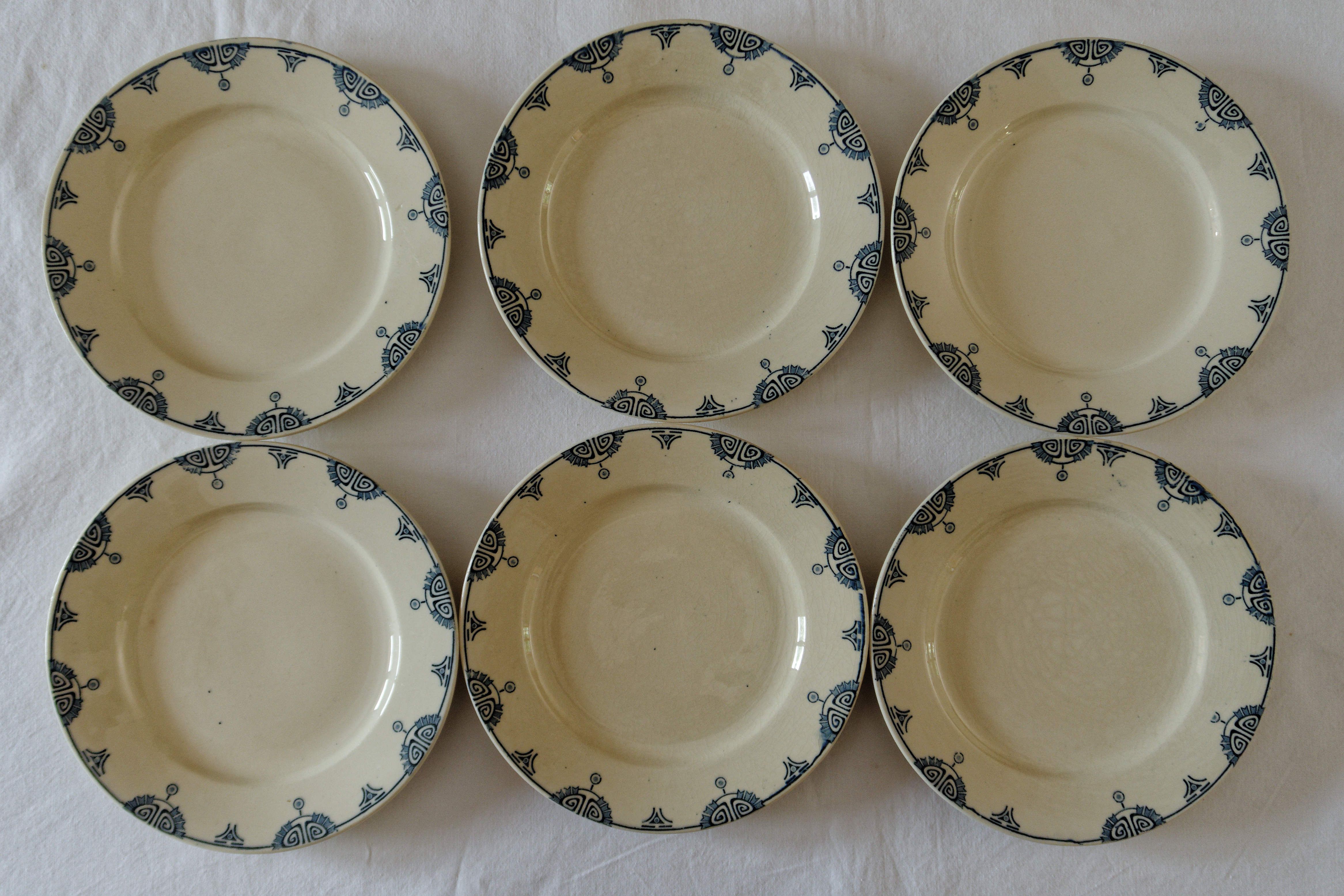 Lot 6 dessert asdiettes iron earth Gien Louvois Series