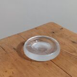 Cendrier vintage en verre de glace sculpté par Vicke Lindstrand pour Kosta Boda