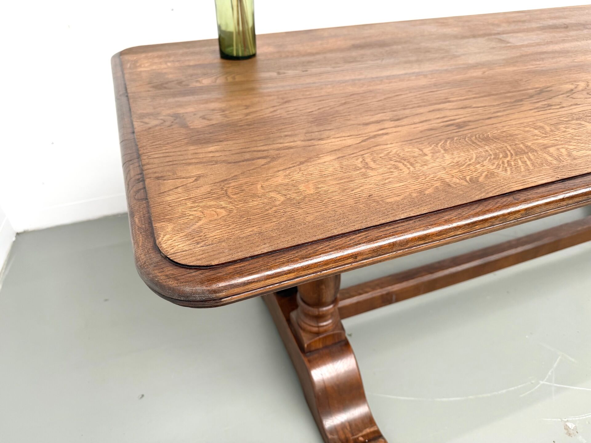 Table de ferme bourgeoise en chêne, années 50