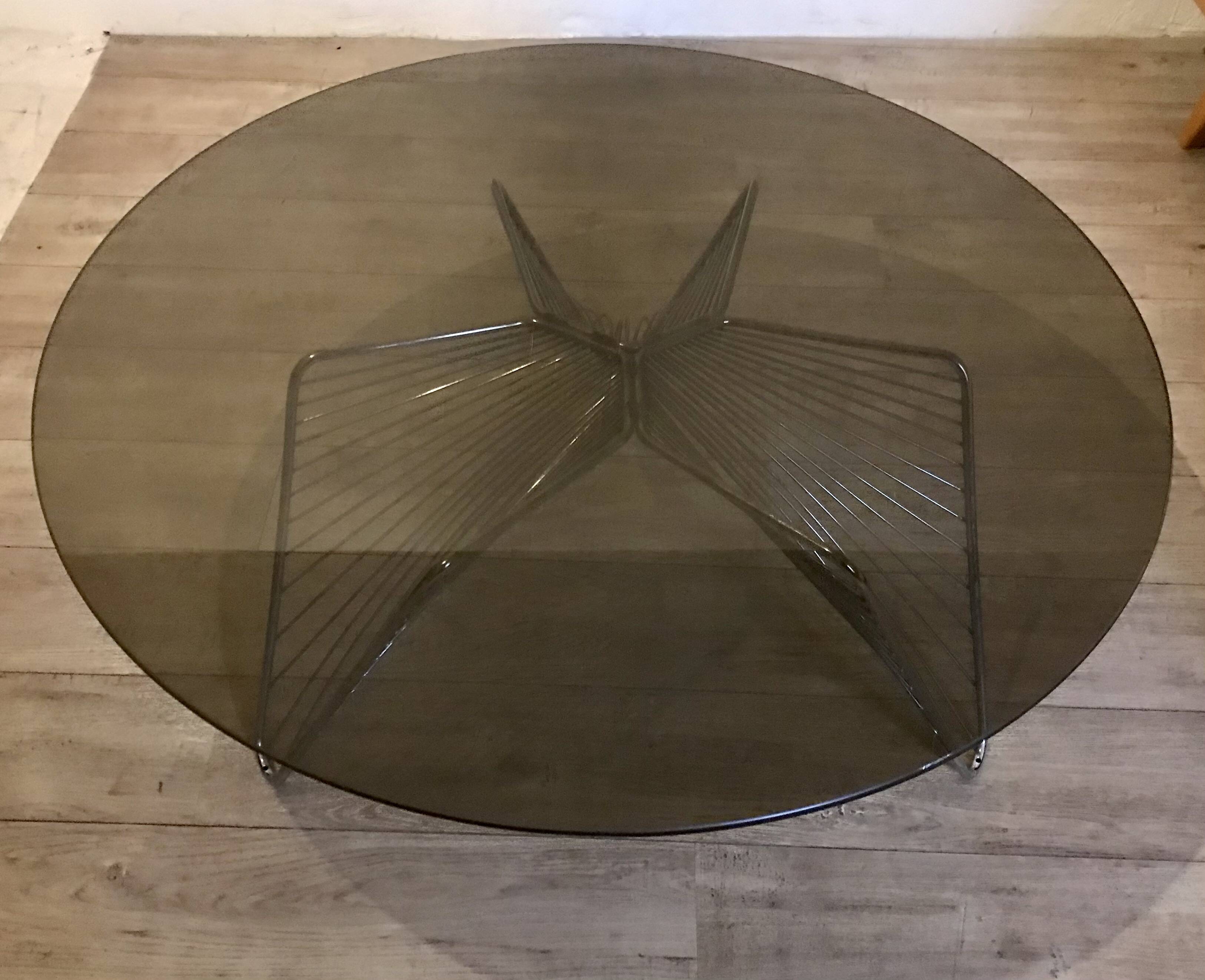 Vintage 1970's coffee table in chrome steel wire and smoked glass