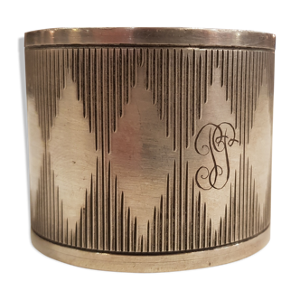 Silver metal towel round