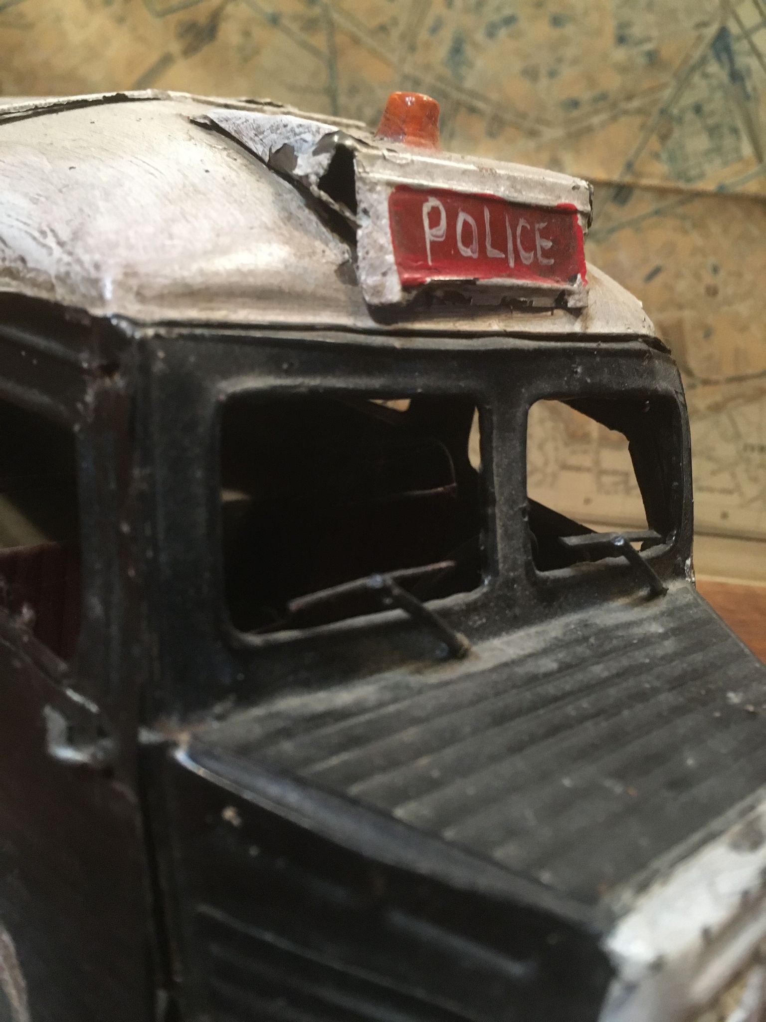 Citroen tube hy jrd police en tôle