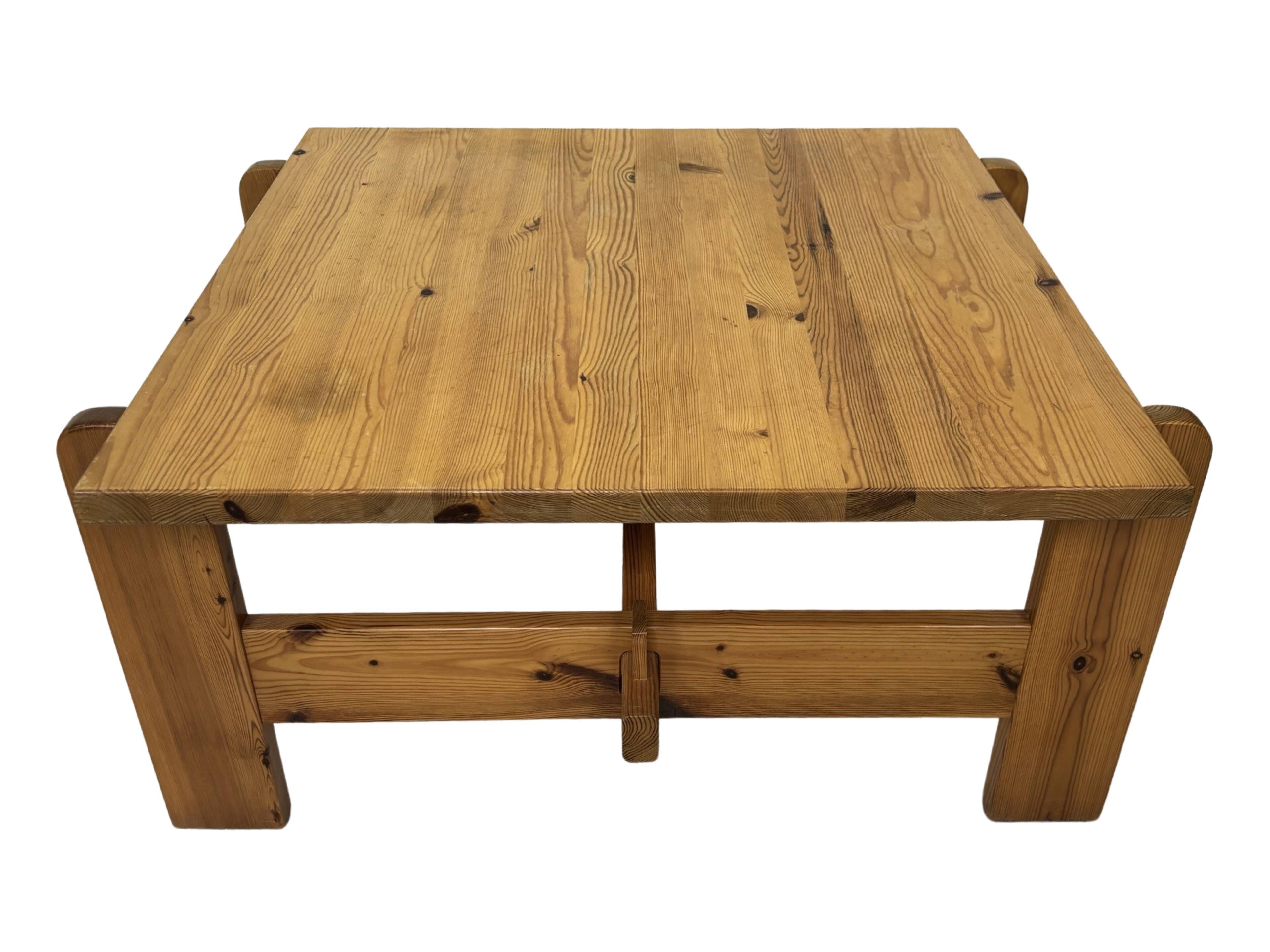Vintage coffee table pinewood minimalist 1970s design