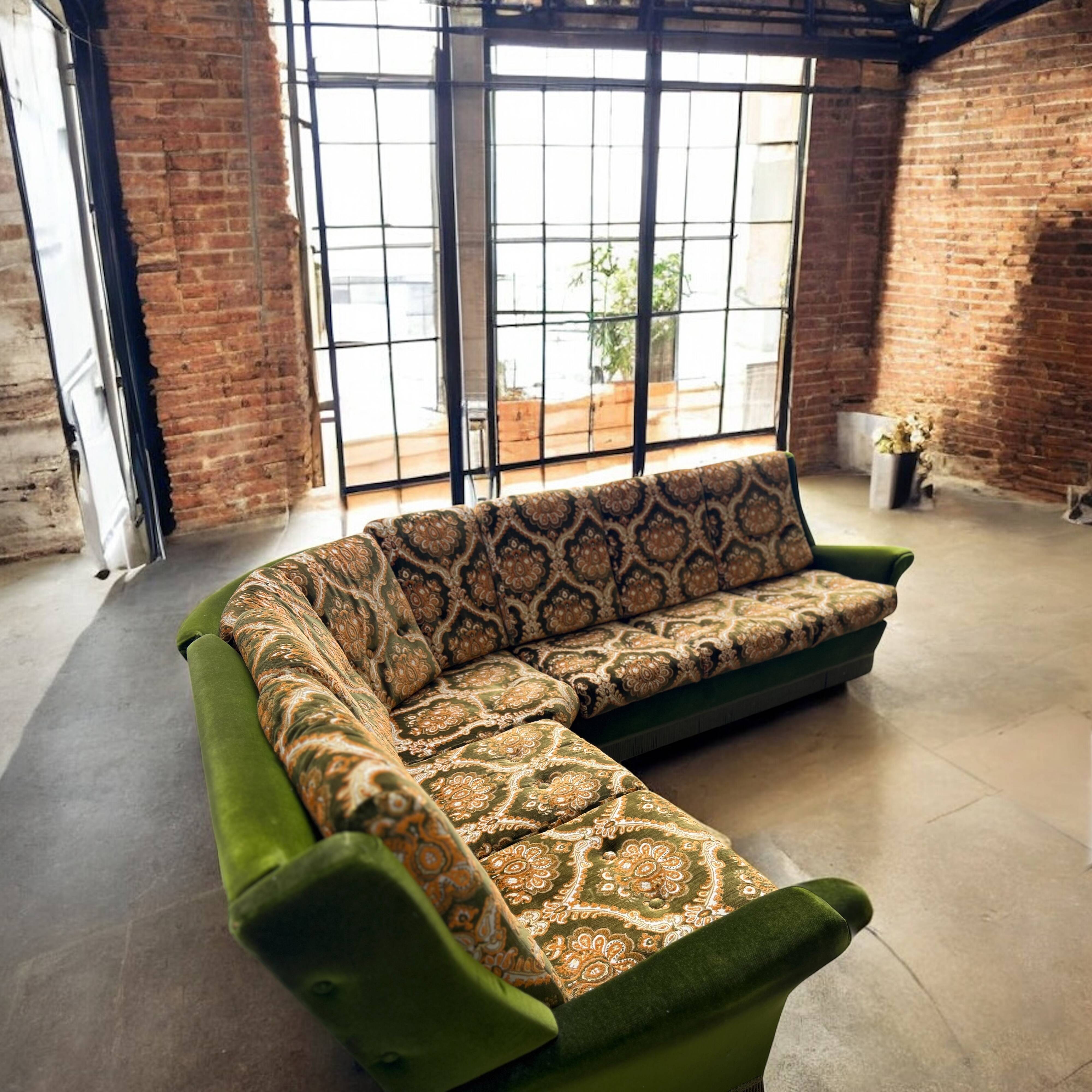 Vintage fringed corner/lounge/sofa seat