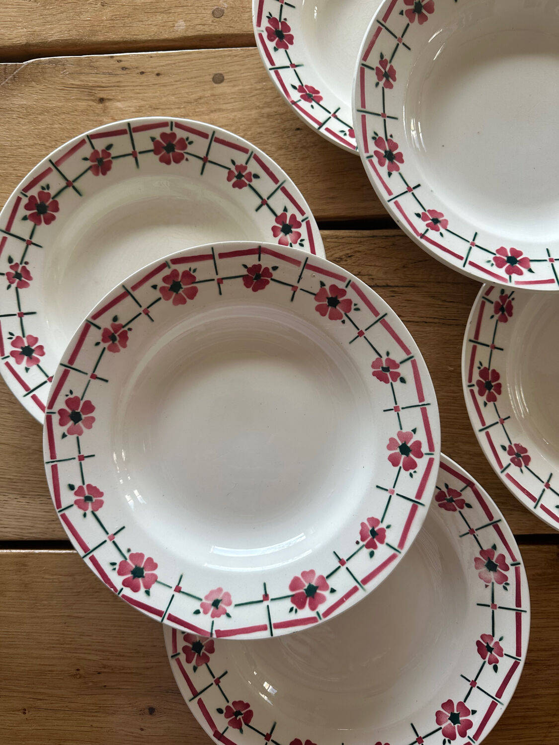 Flowered deep plates