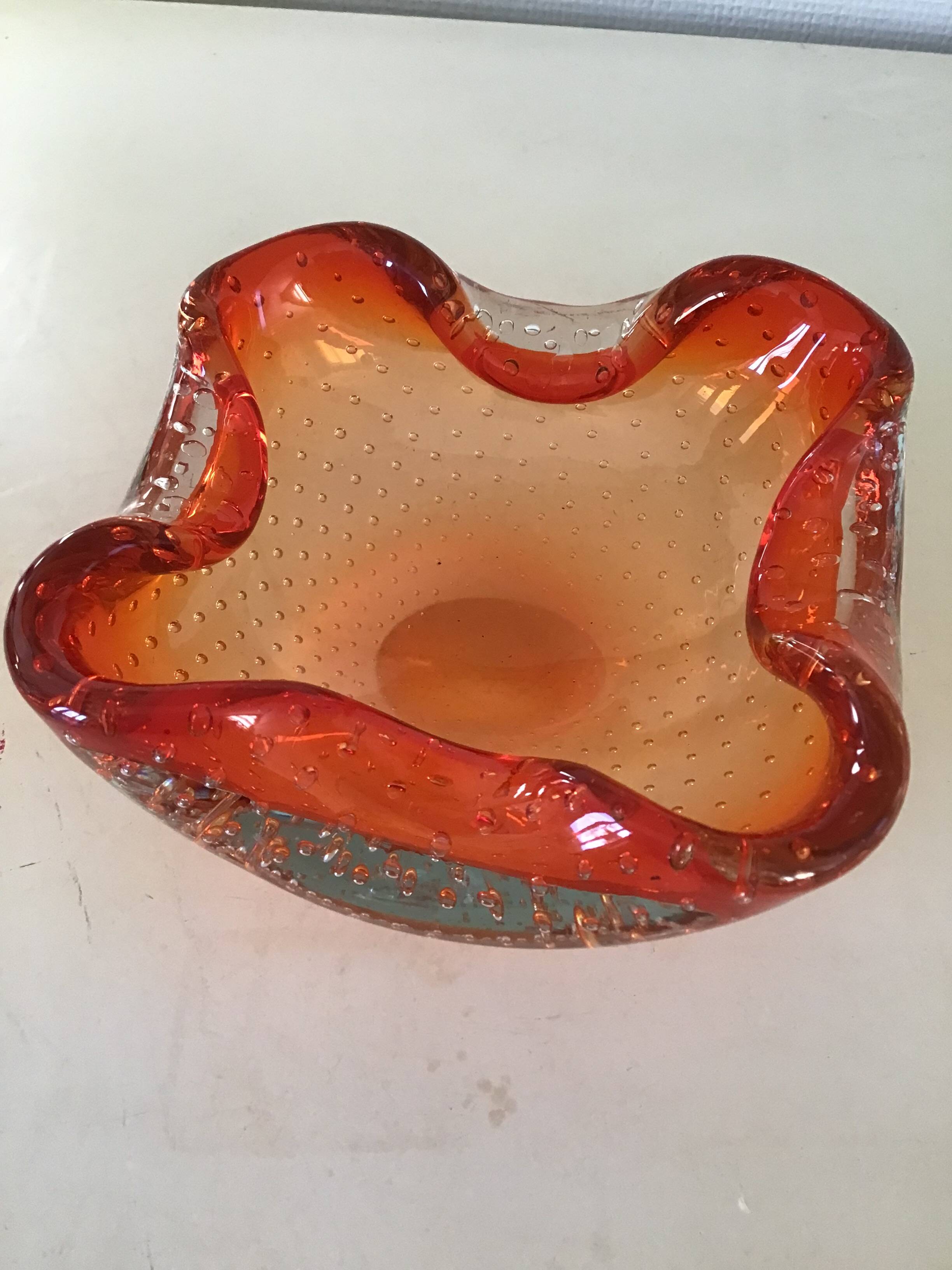 Cendrier en verre de Murano orange