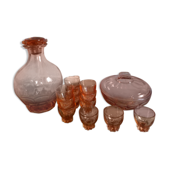 A set of carafe, glasses and sugar in pink glass 1940