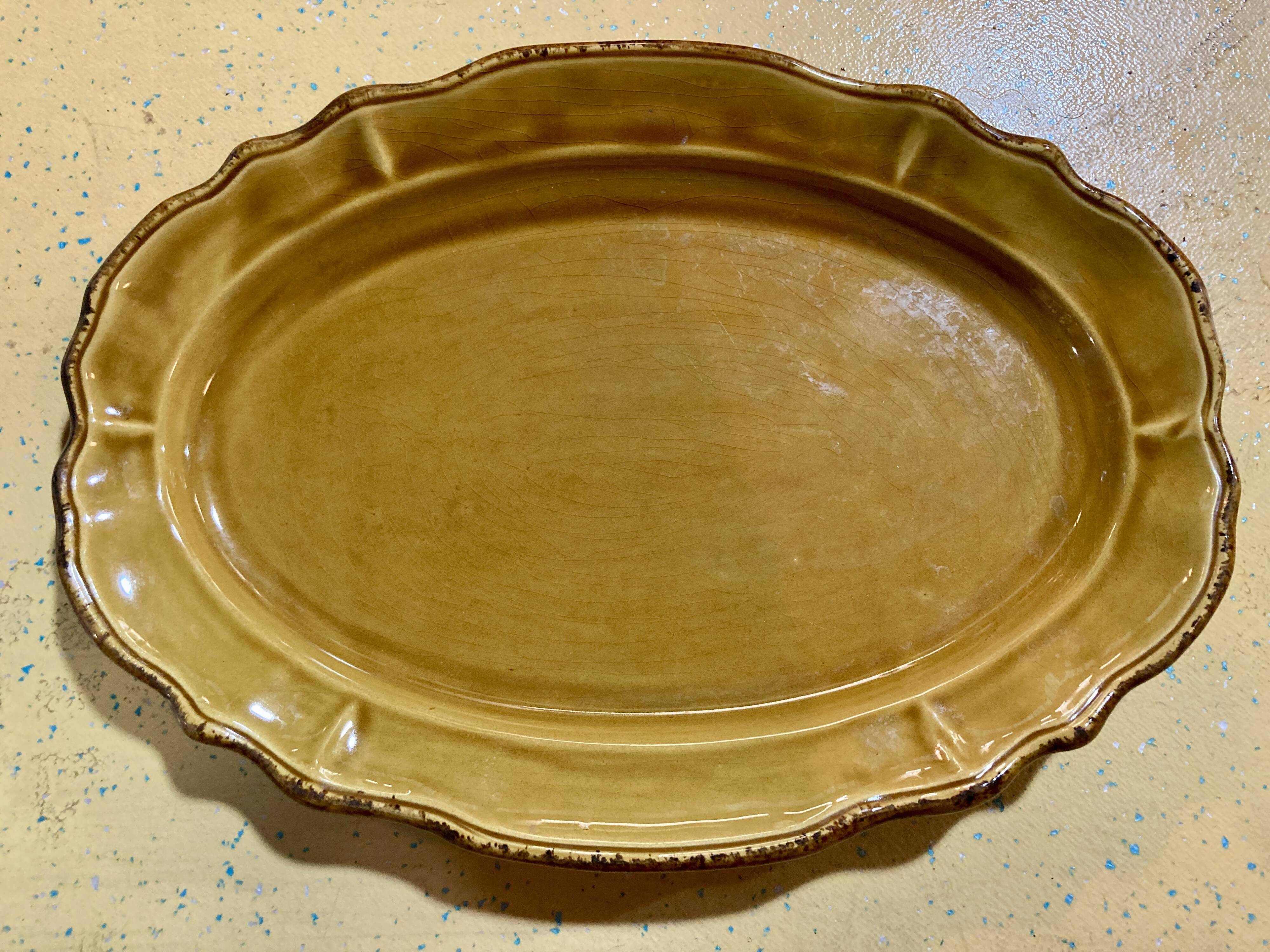Yellow ochre dish - adp Provence faience.