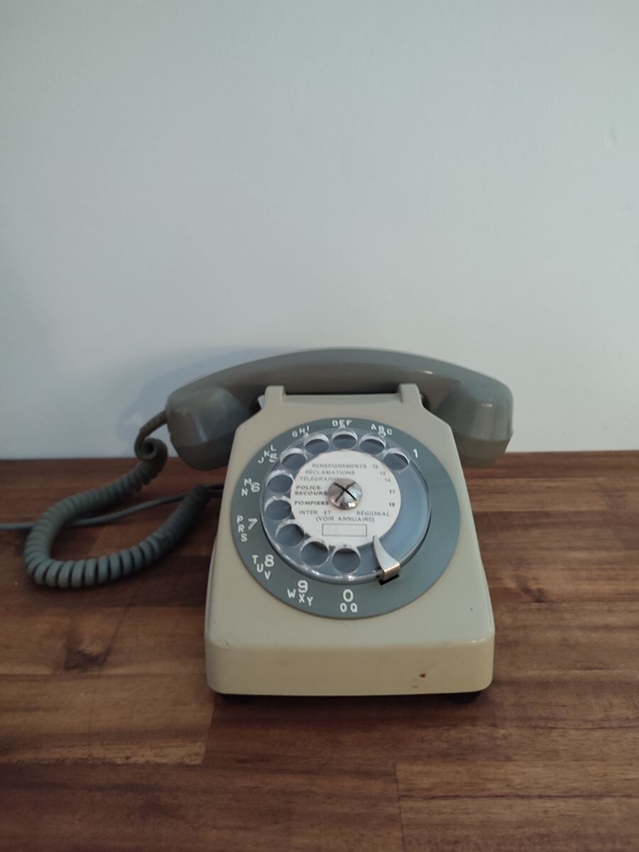 Vintage phone