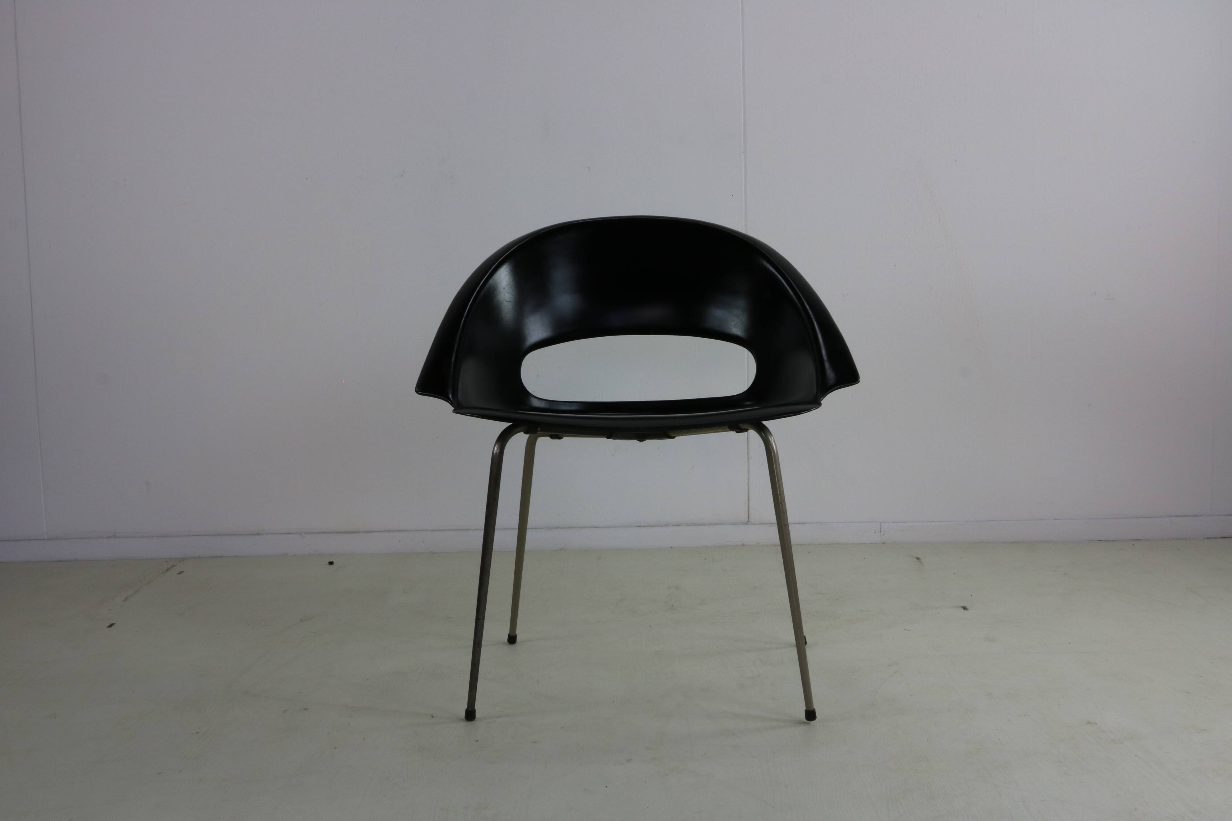 Fifties design dining chair by Kar Lyngfeldt for BovirkeDenmark