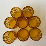8 amber glasses