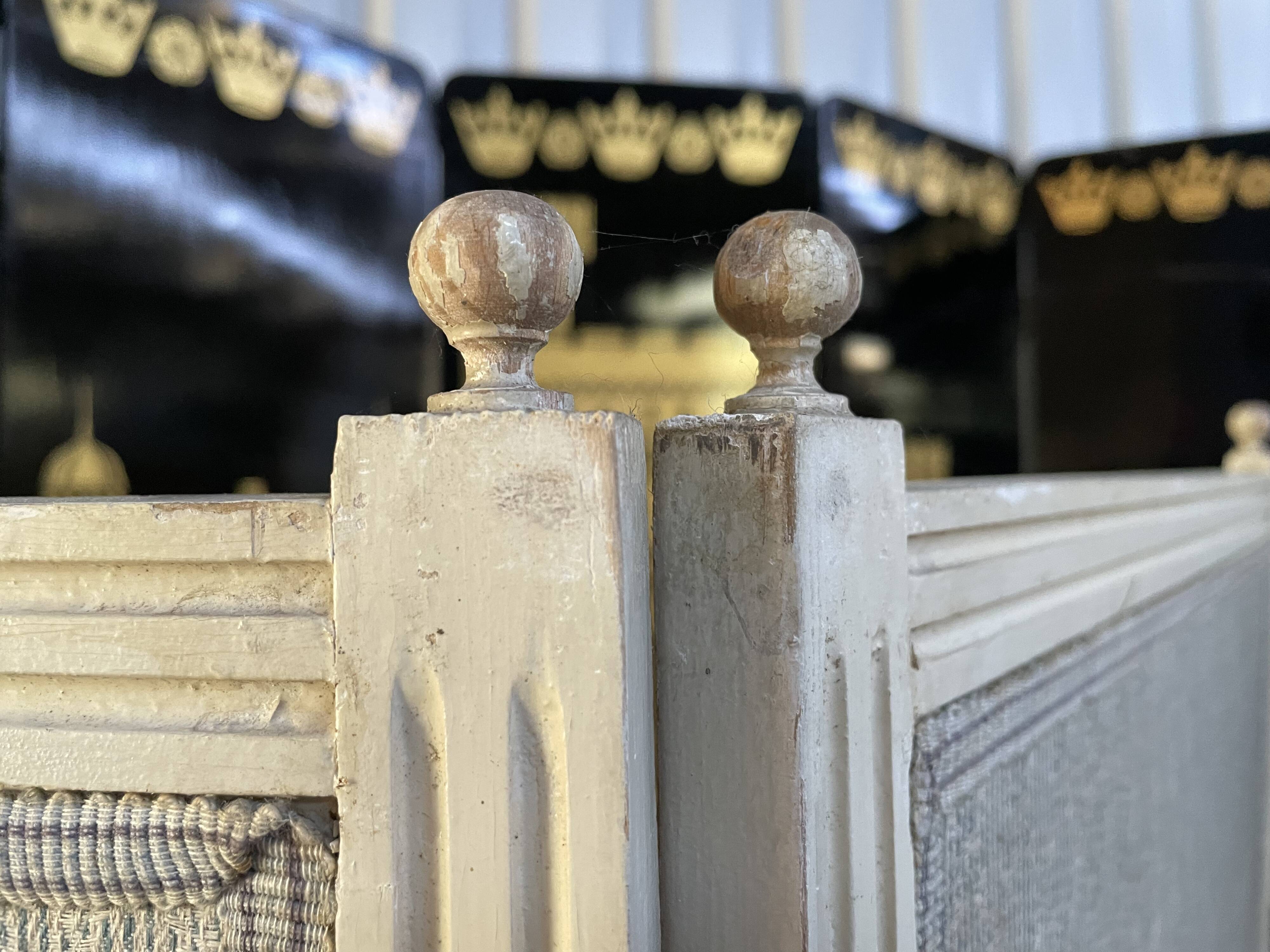 4-sheet canvas screen