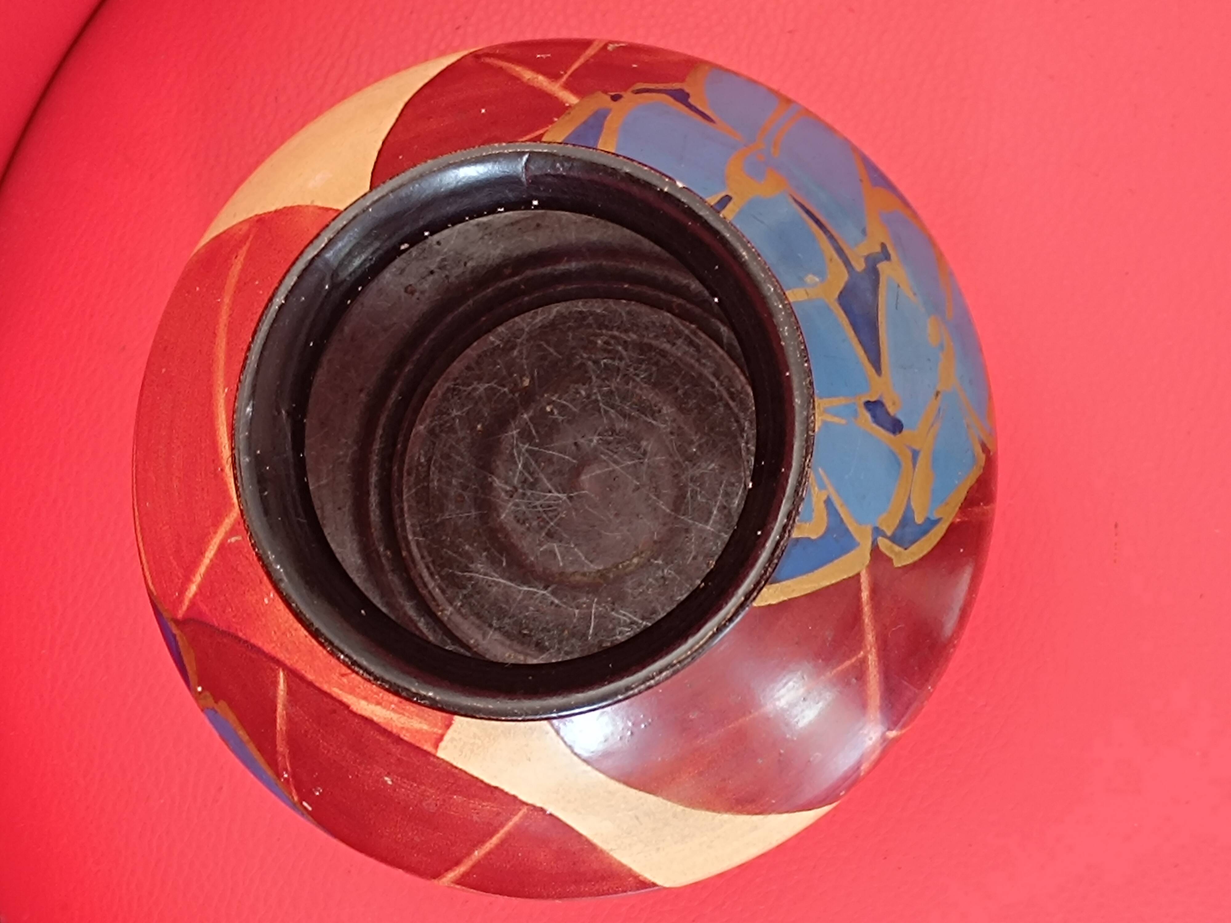 Vallauris ball vase. Signed LG