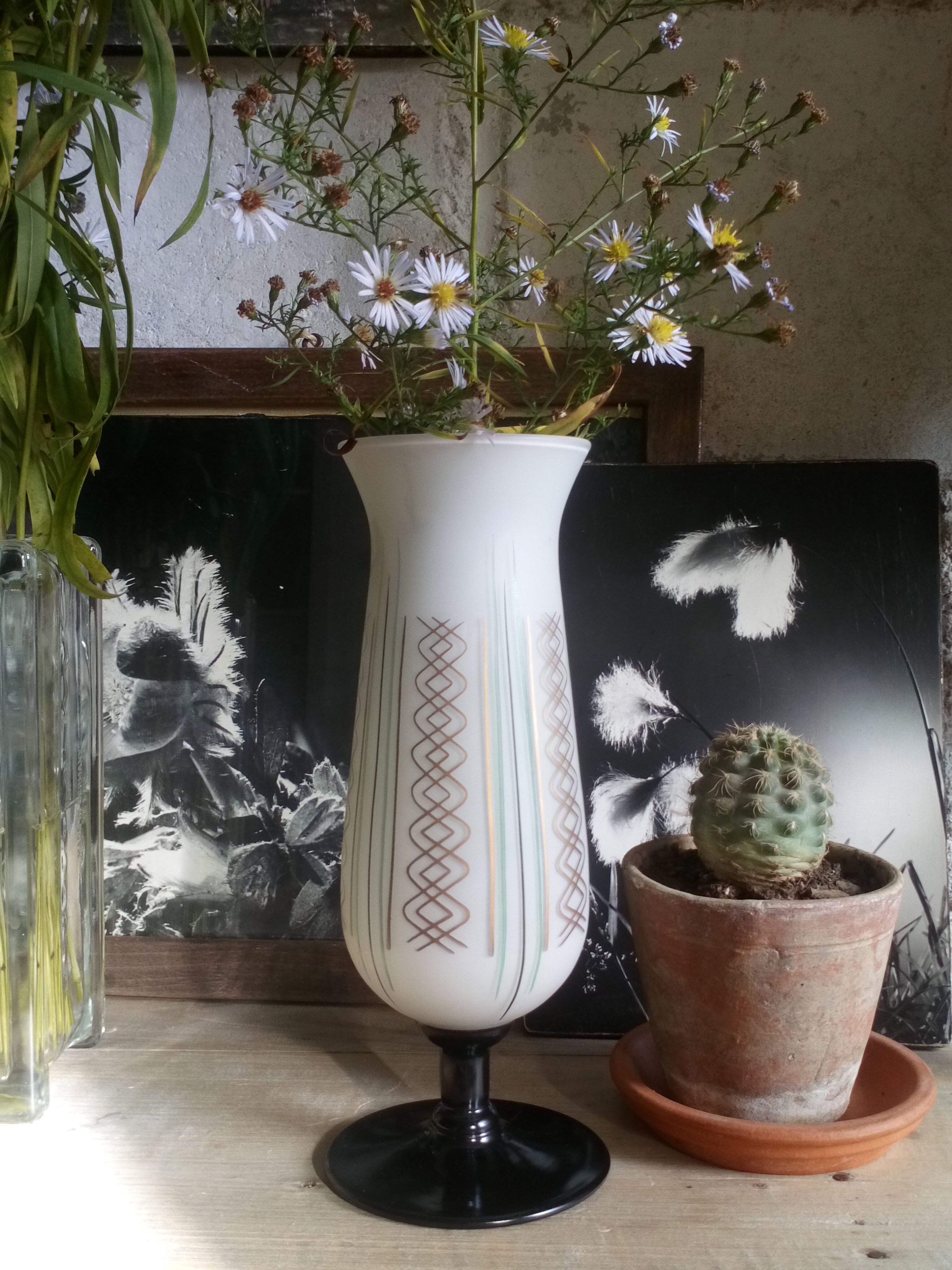 Vase in opaline, 50s