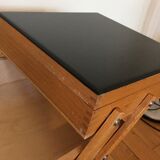 workman seamstress feet compats