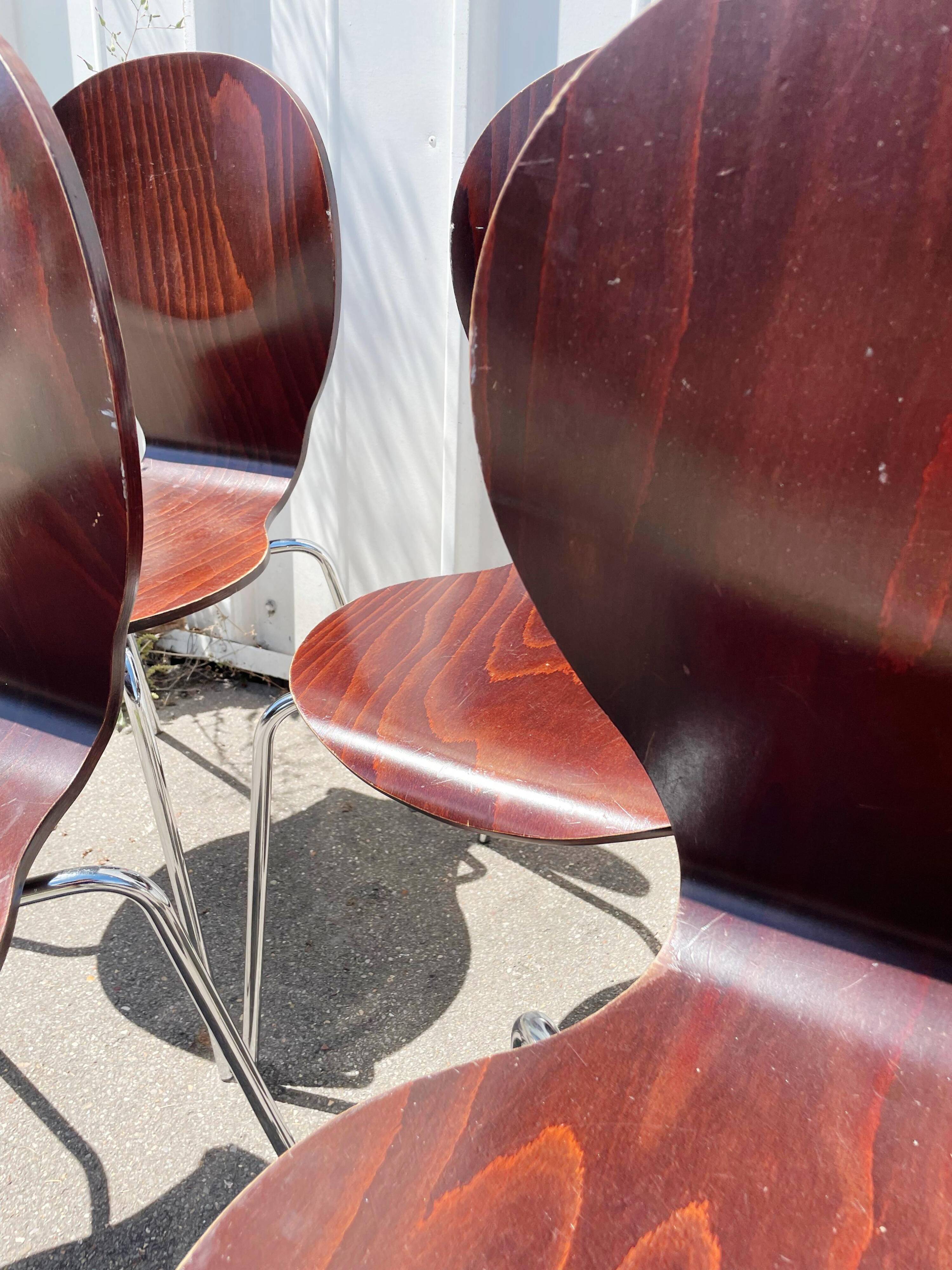 Set of 5 TON bistro chairs