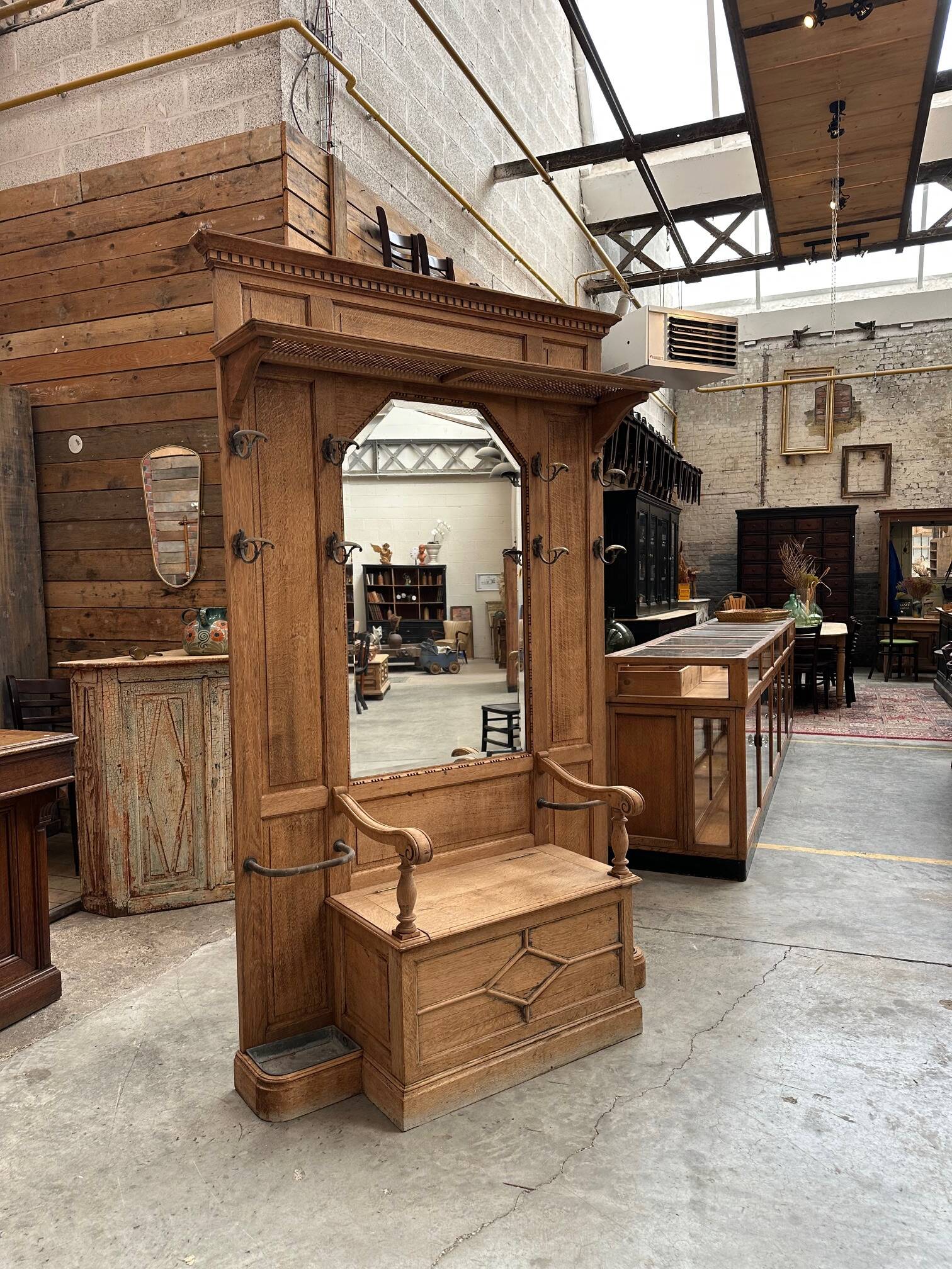 Entrance cloakroom, early 20th century