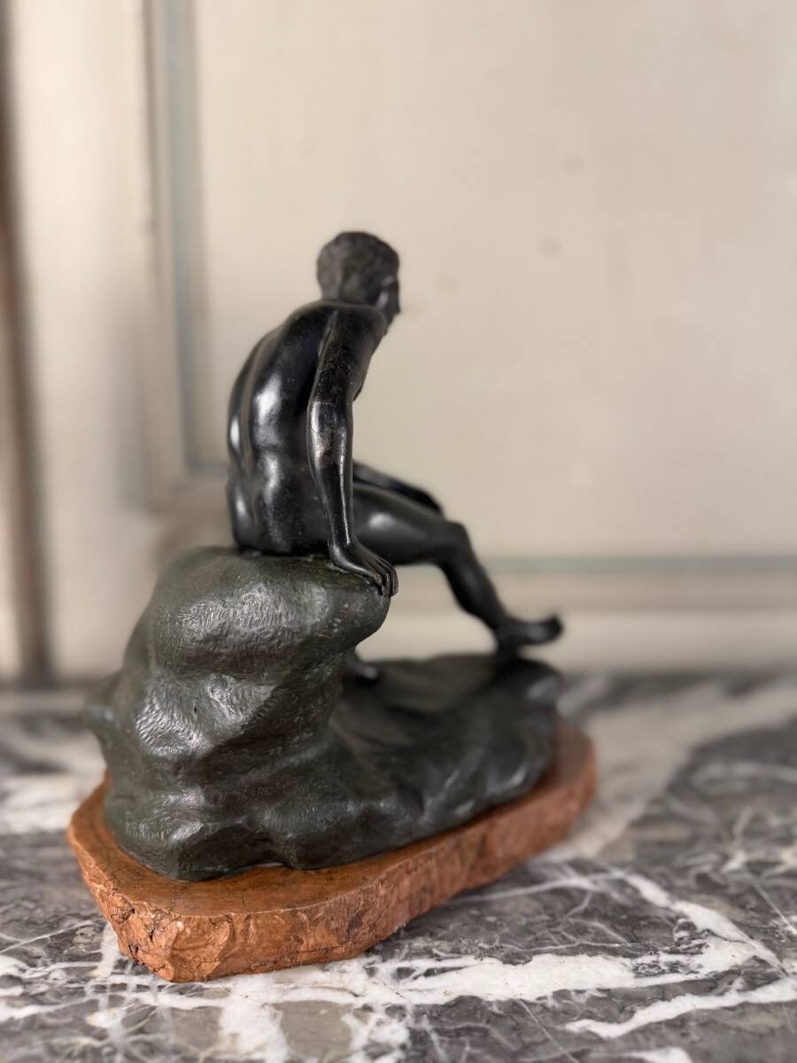 Hermès au repos, bronze Grand Tour, patine noir et verte, XIXème siècle