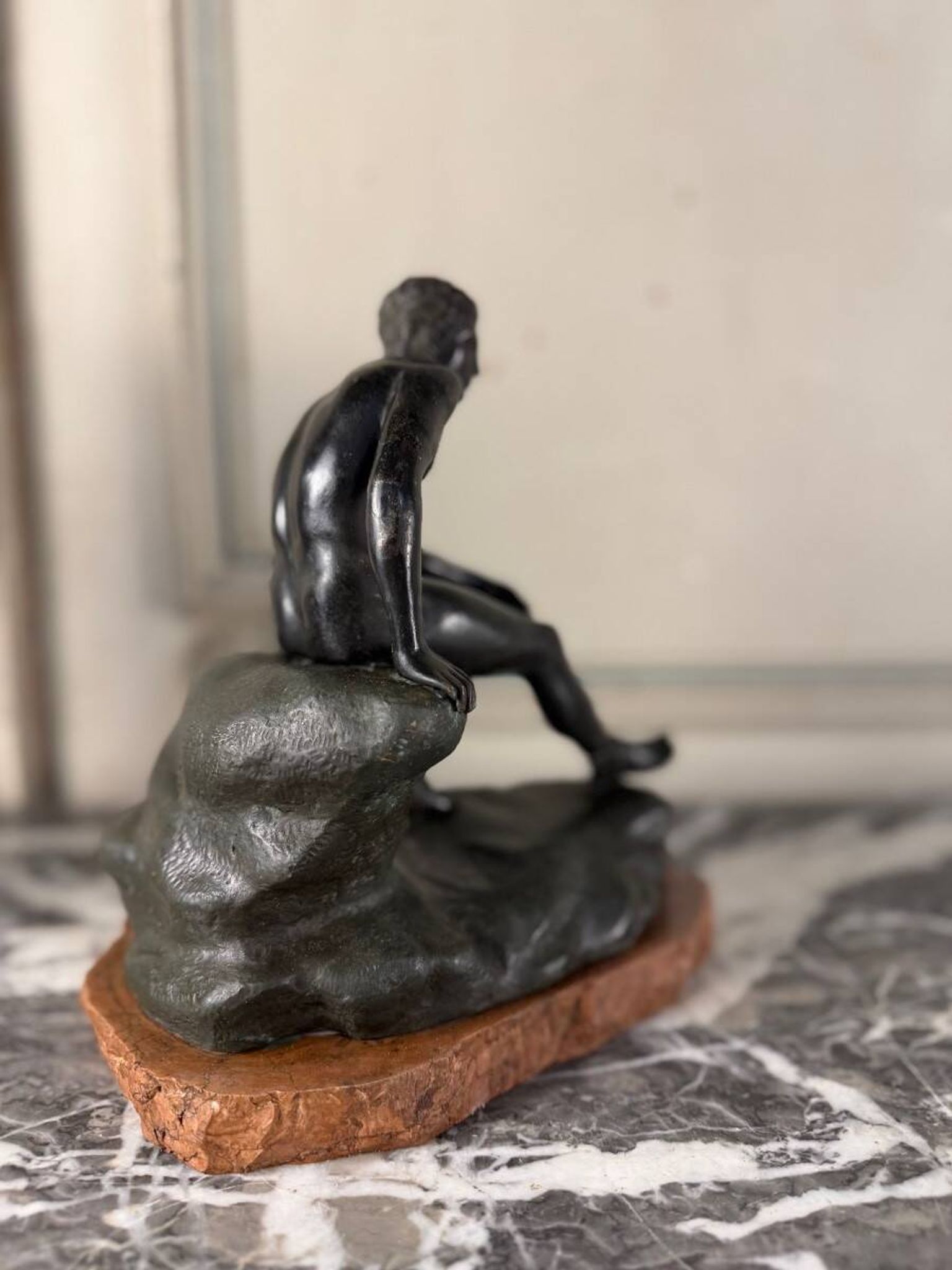 Hermès at rest, bronze Grand Tour, black and green patina, 19th century