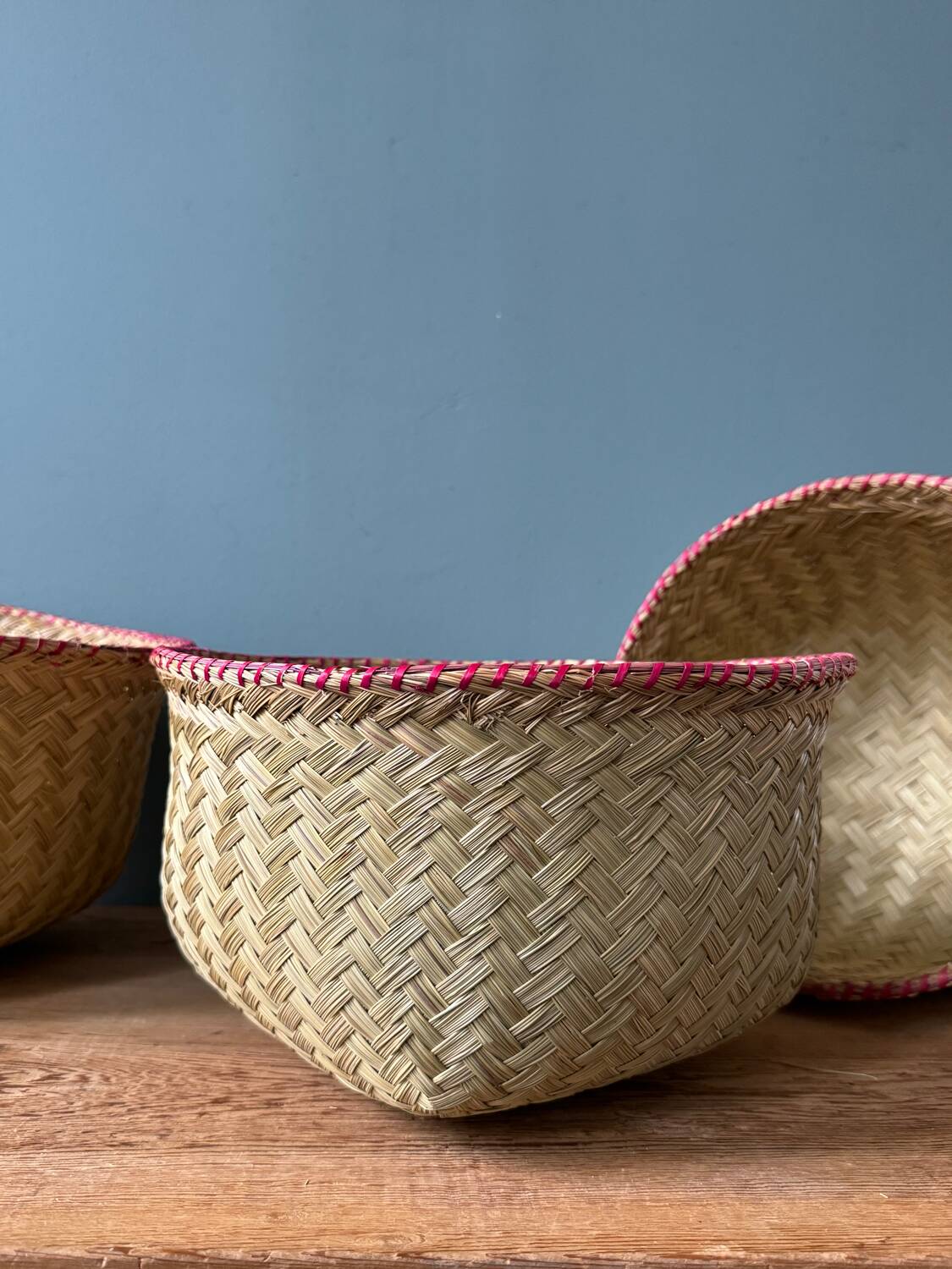 Set of 3 woven bamboo baskets