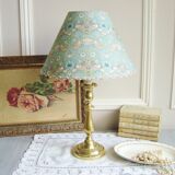 Lampe bougeoir ancien en laiton avec son abat-jour fait main en tissu de William Morris