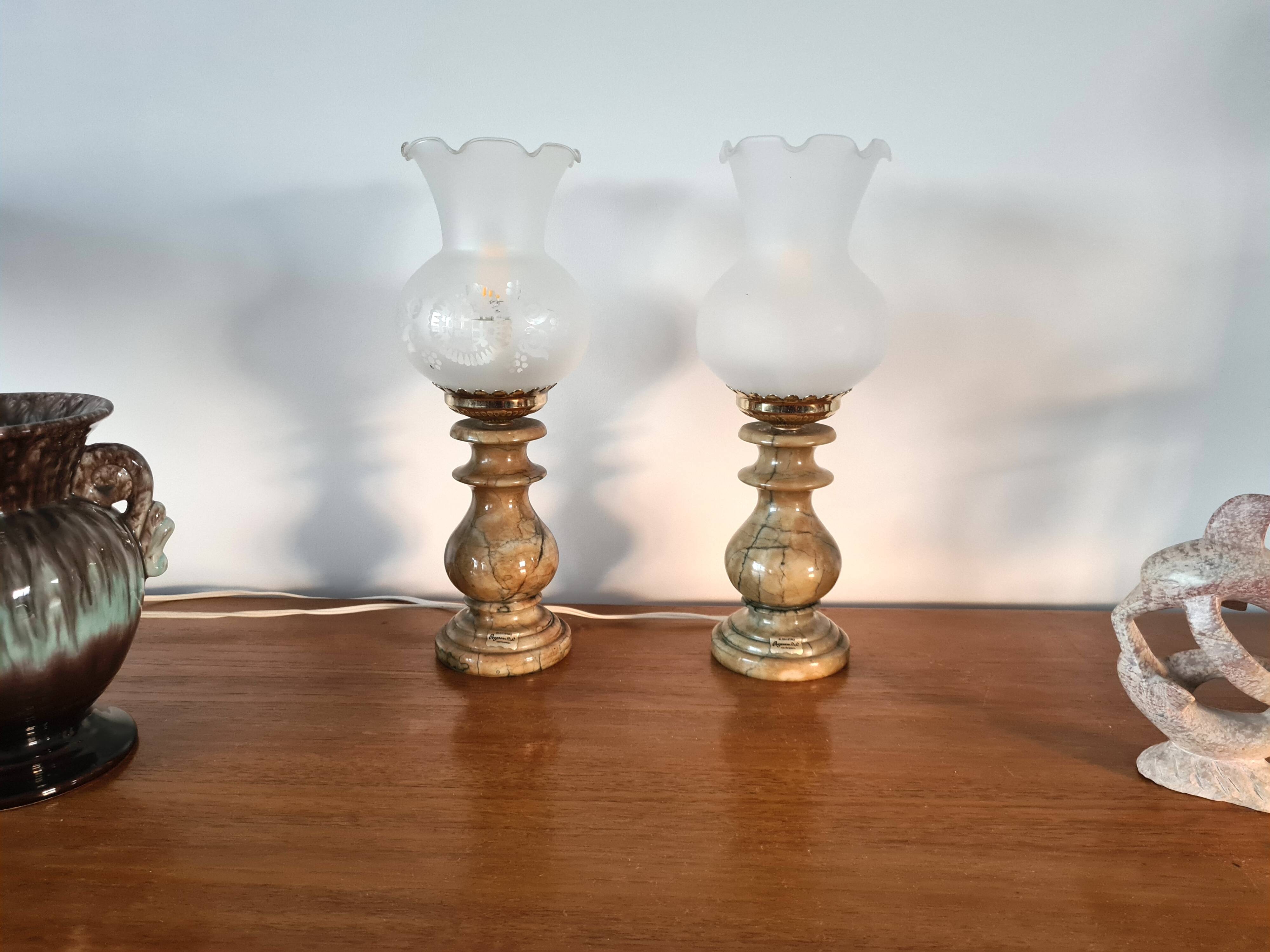 Pegasam SL Spain lamp – alabaster base and vintage engraved glass