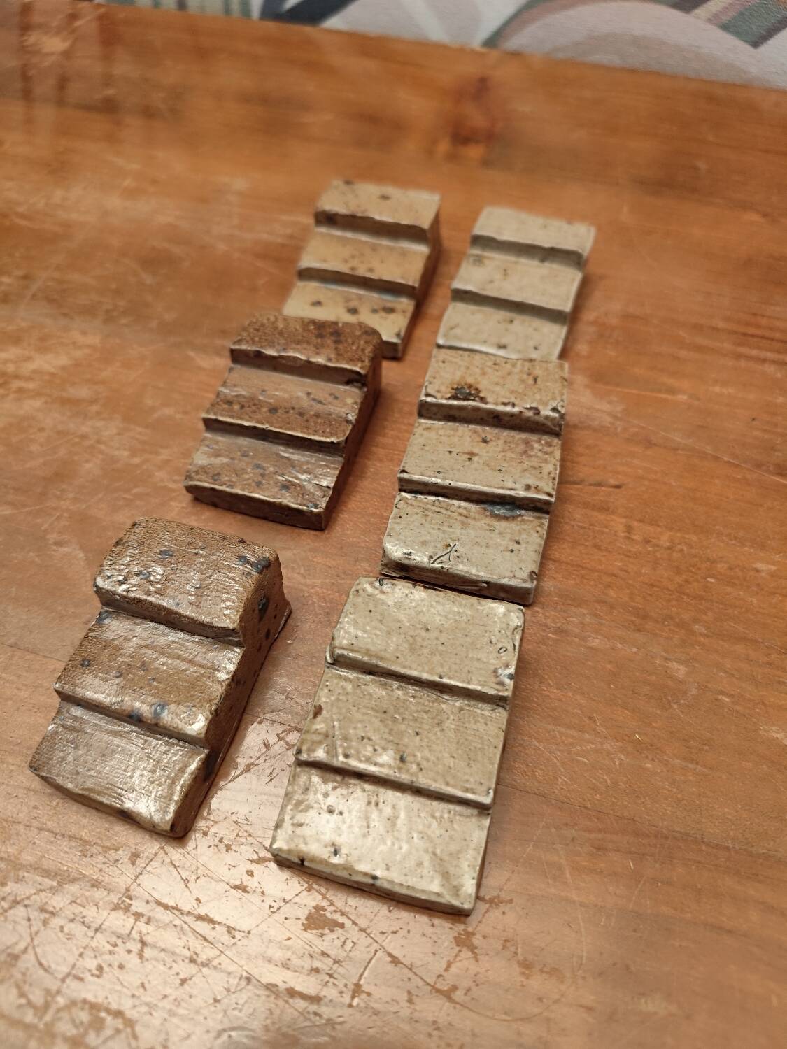 6 enamelled stoneware knife holders