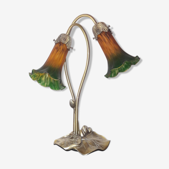Lampe nénuphar en laiton et pâte de verre, style art nouveau.