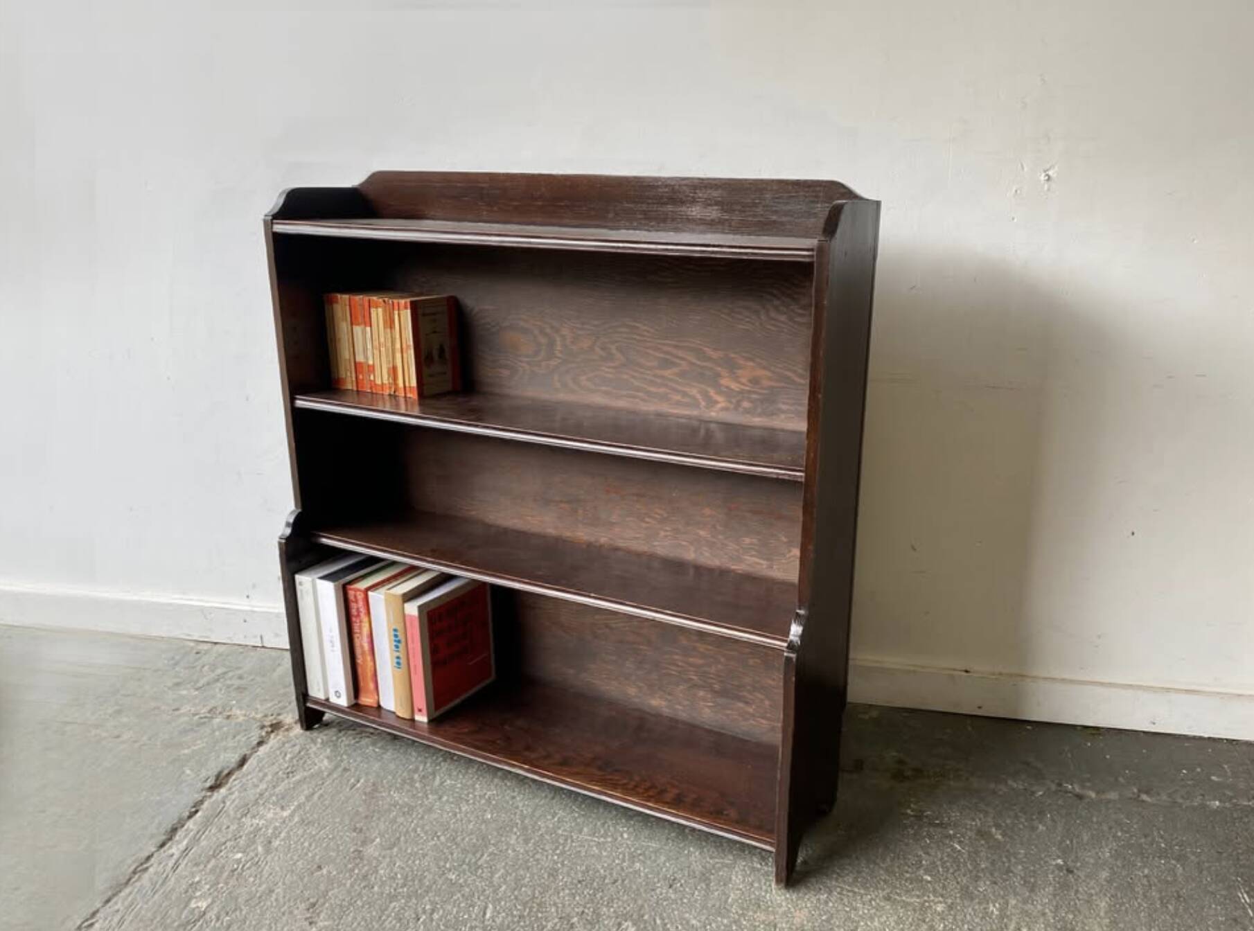 Antique Early 20th Century Free Standing Oak Book Shelves
