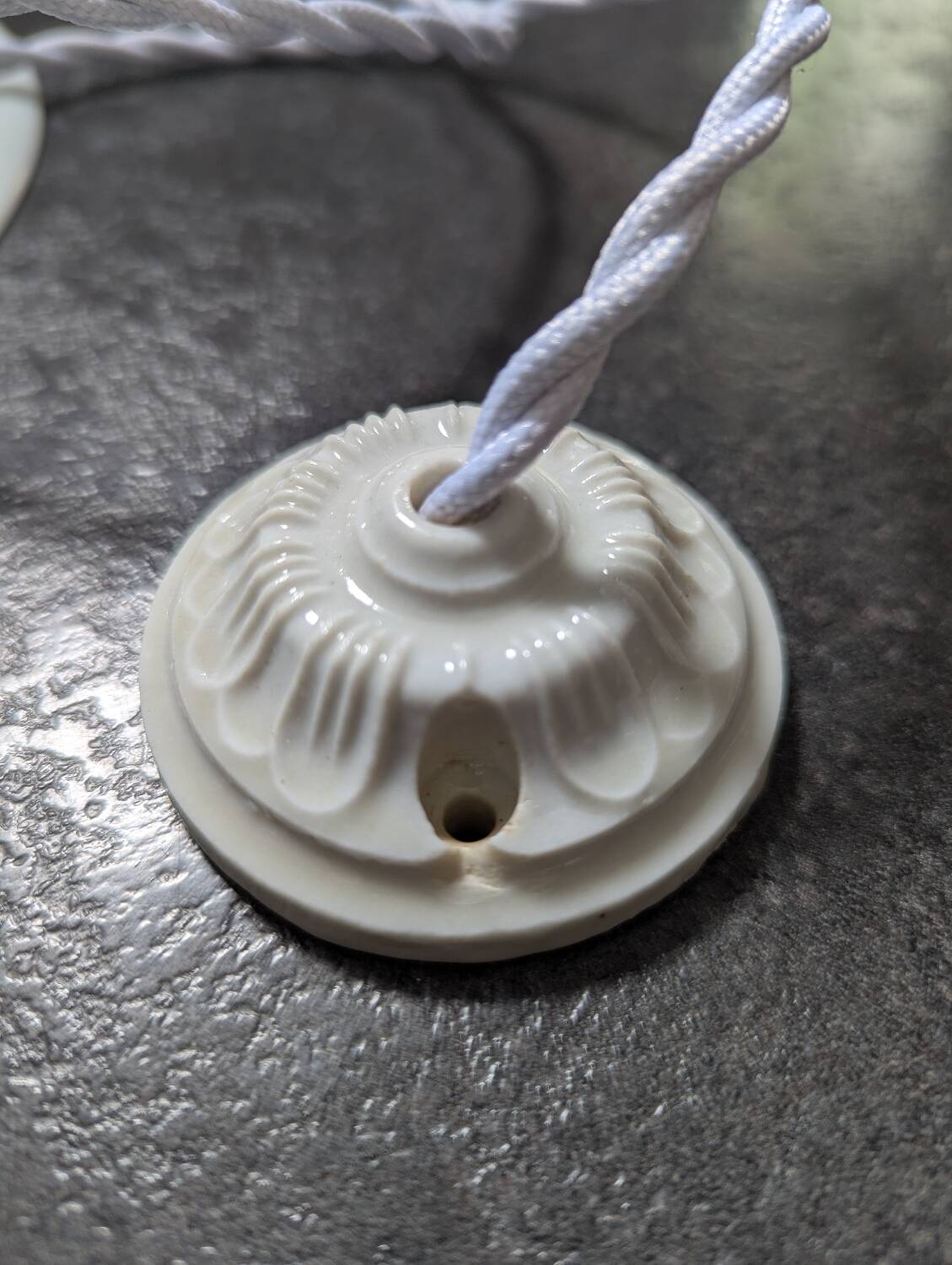 Antique pendant lampshade with opaline disc, diameter 25.5 cm, art deco