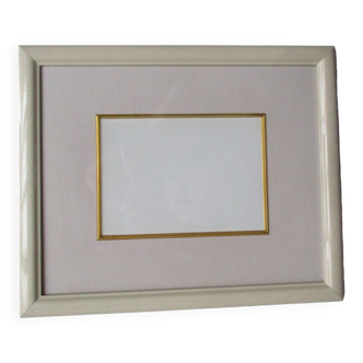 Off-white wooden frame for 242 x 300 mm subject