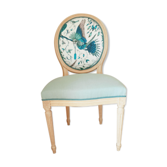 Medallion chair