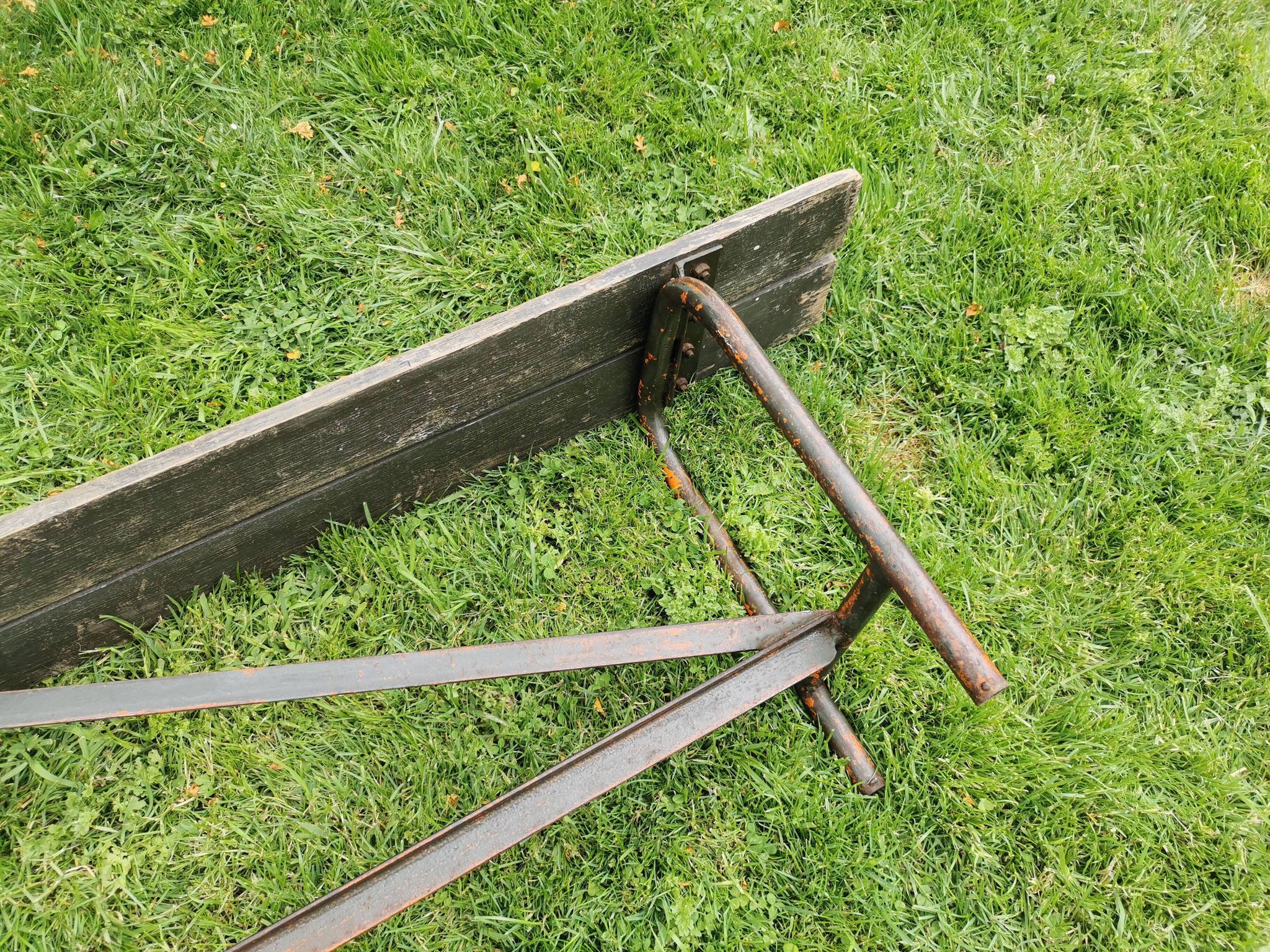 Industrial bench