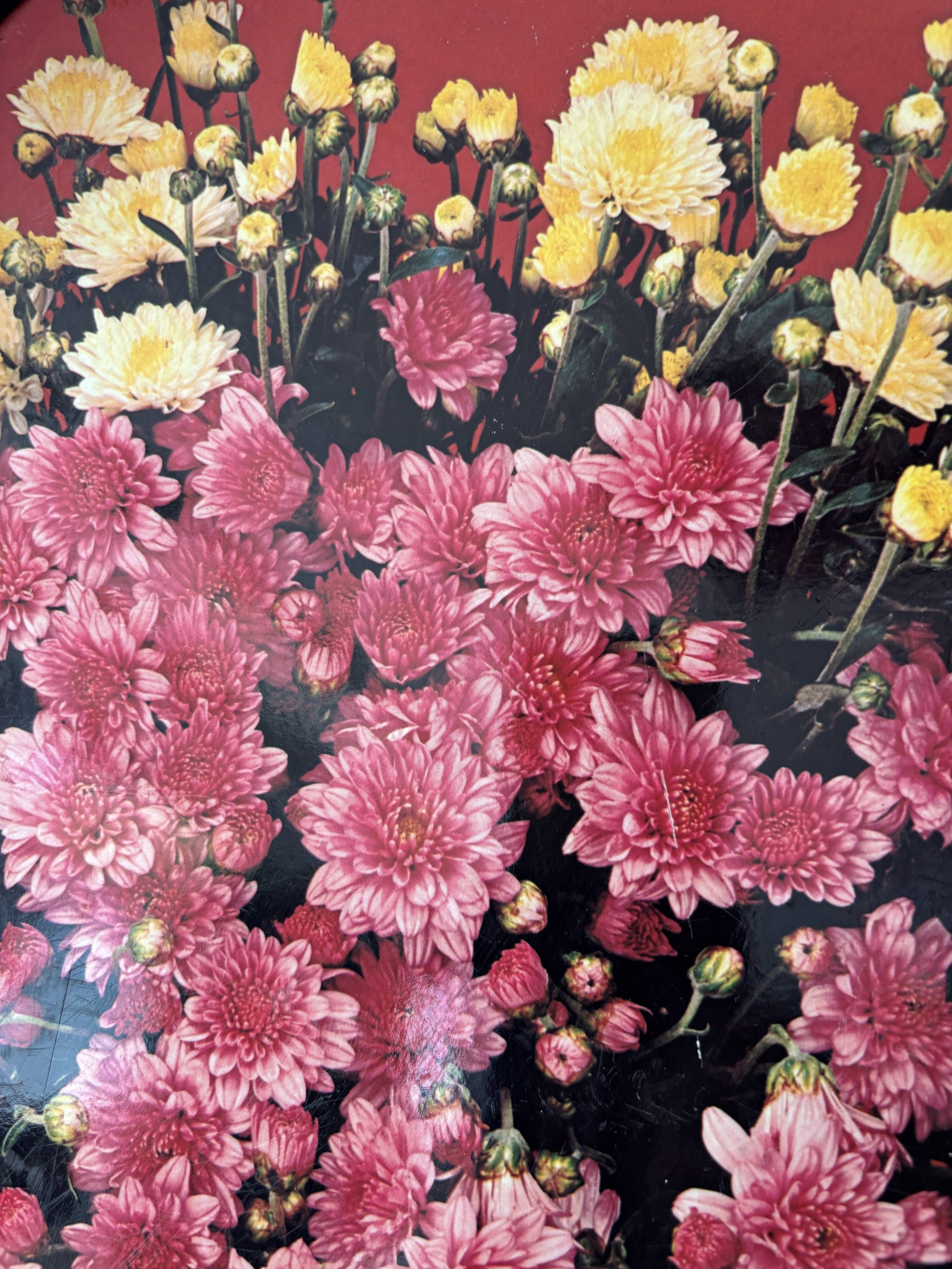 Vintage Floral Serving Tray – 1970s Chrysanthemum Design