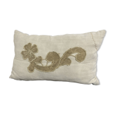 Coussin en toile ancienne avec ornement
