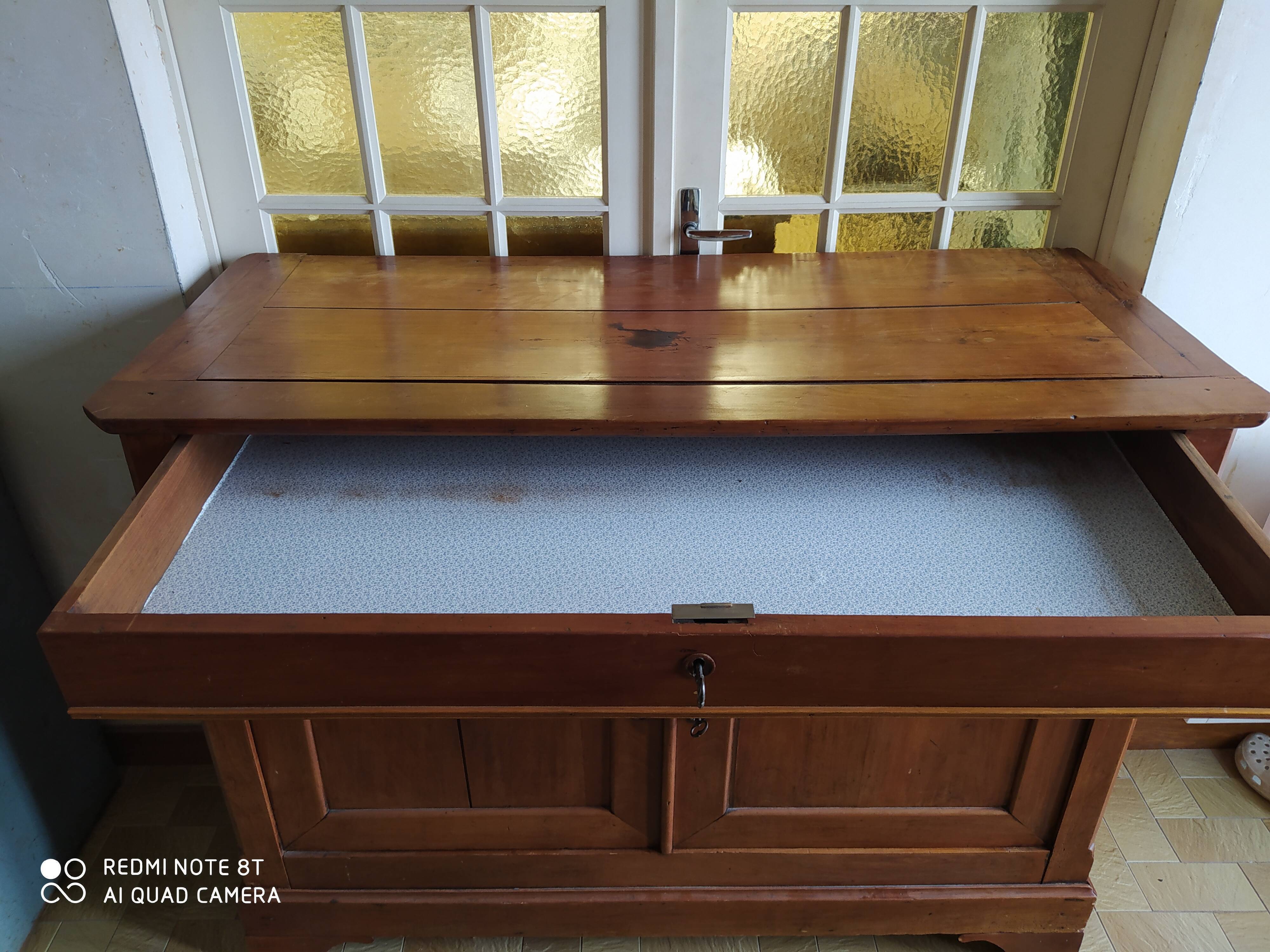 Buffet bas parisien