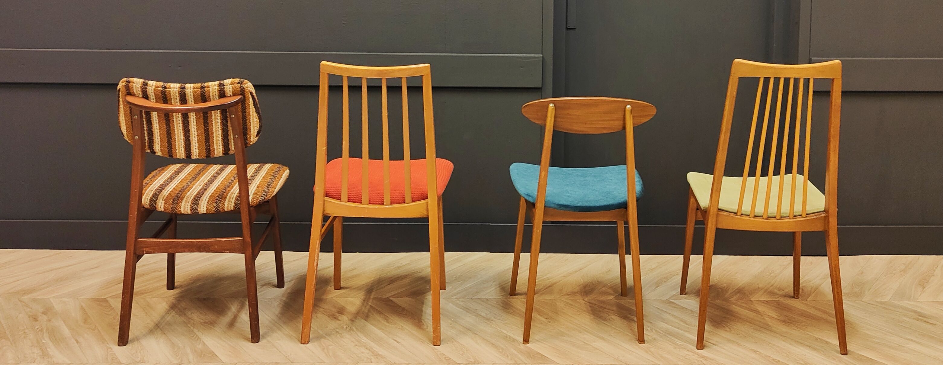 Set of 4 chairs