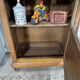 Vitrine parisienne en bois