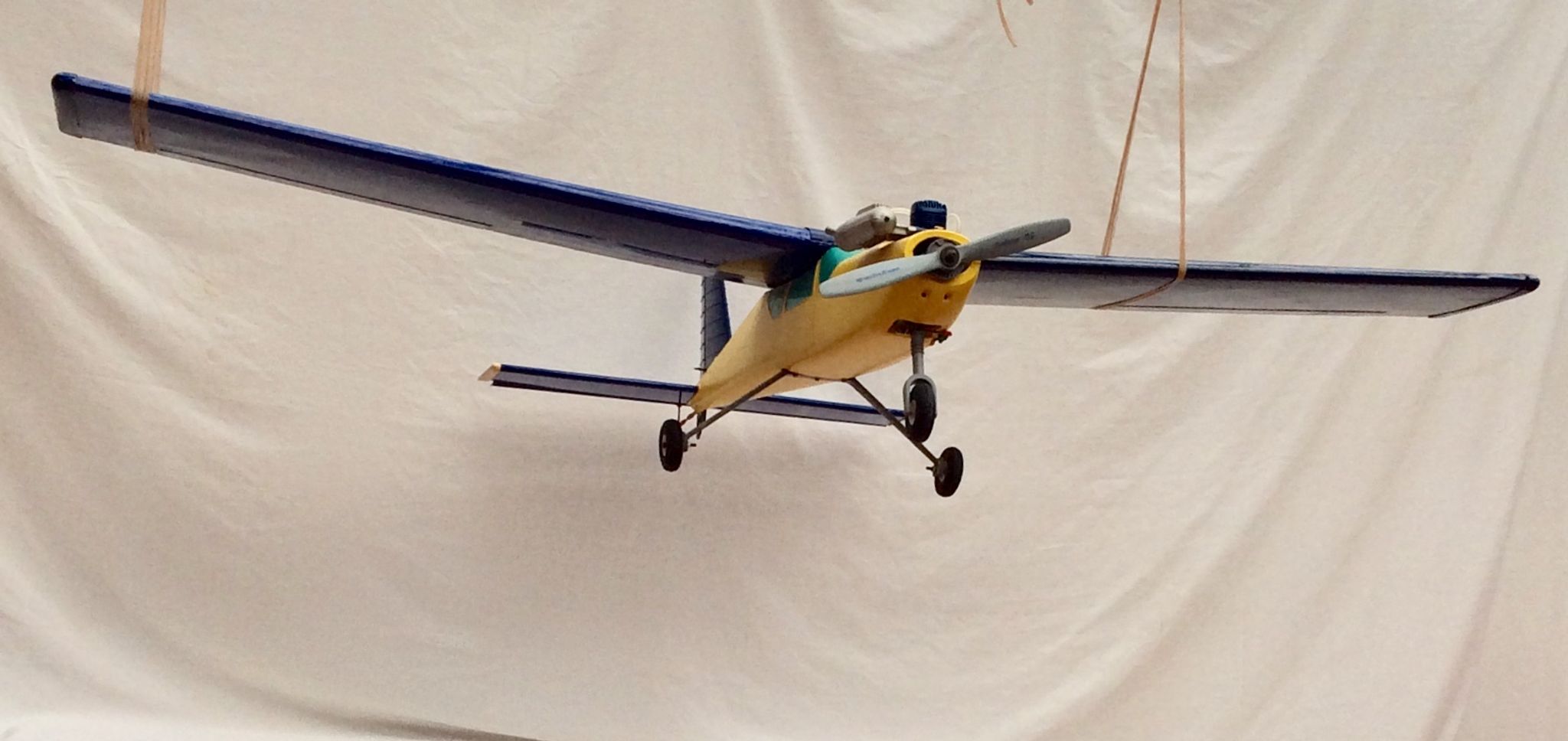Model airplane circa 1980 years with gasoline engine in plastic dimension H-25cm- L-105- Pr-170