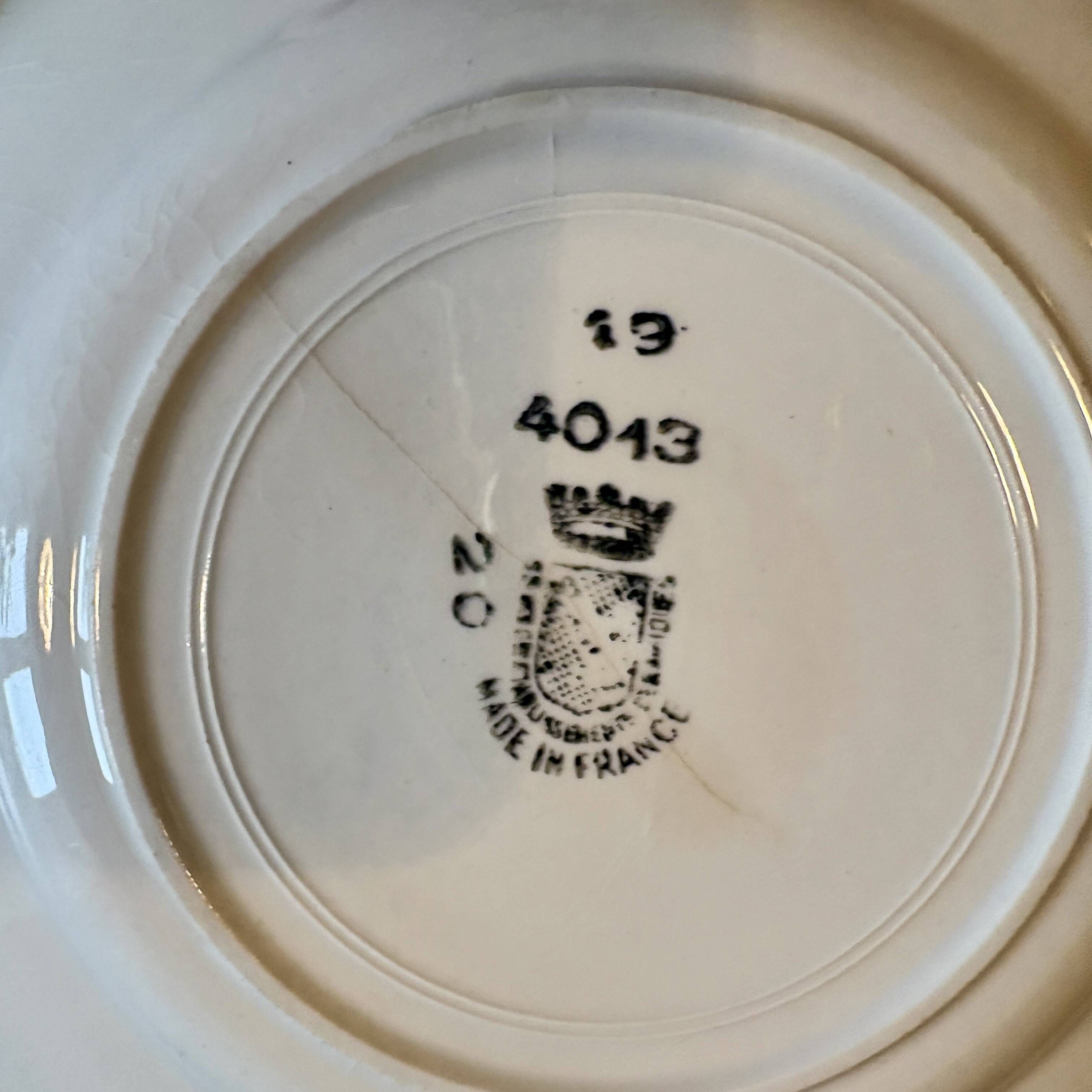 set of 8 vintage dessert plates - Saint Amand