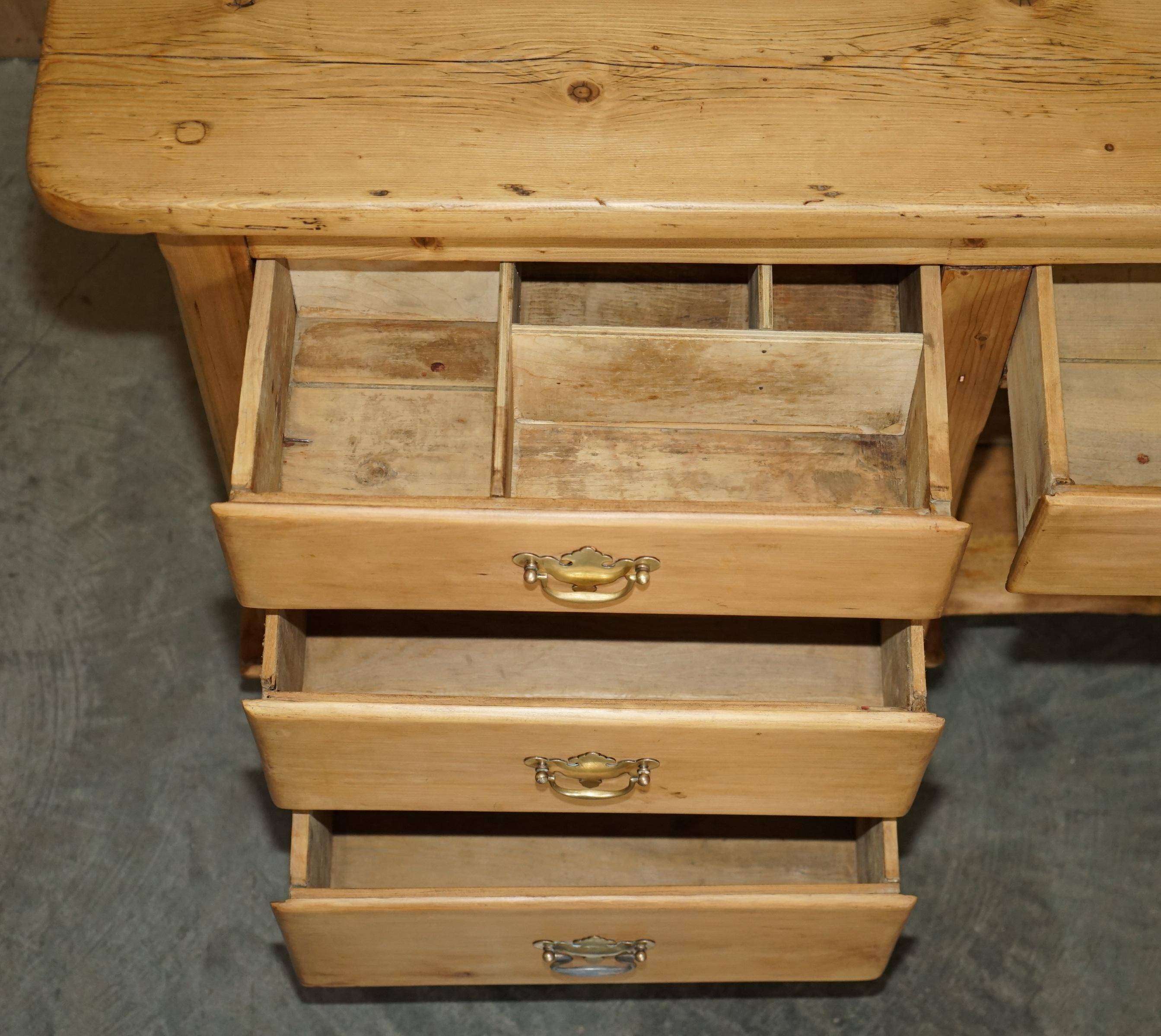 Restored Antique Régisseuse Buffet in Pine, Circa 1860