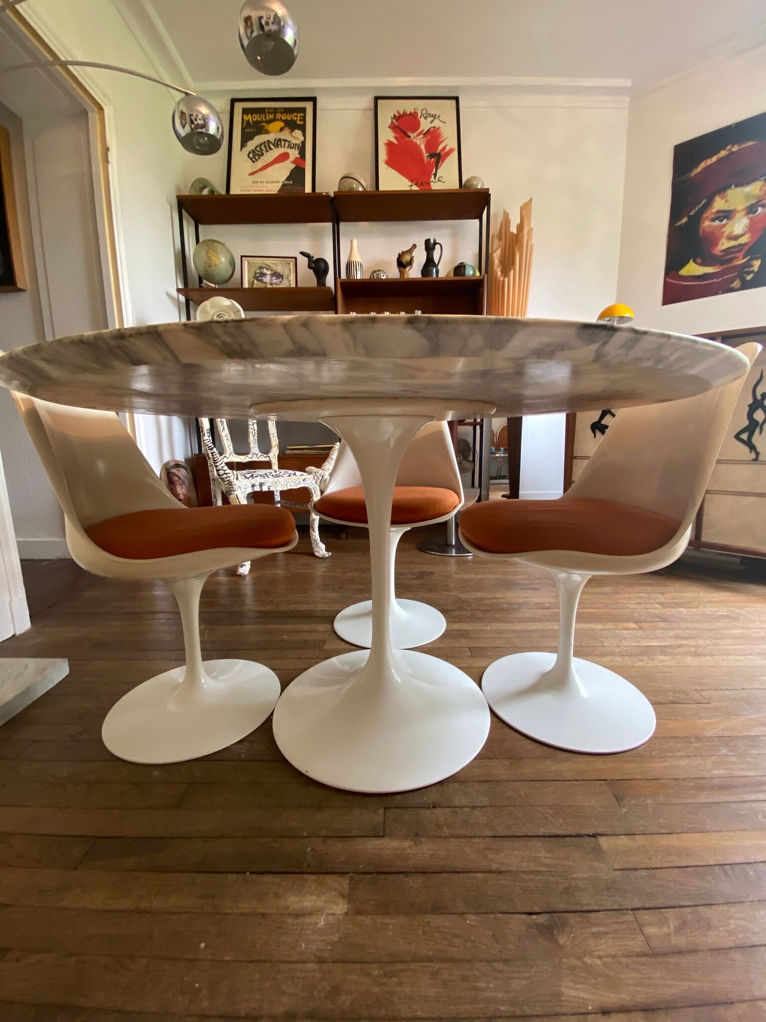 Knoll Tulip Table