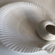 Plat en porcelaine vintage